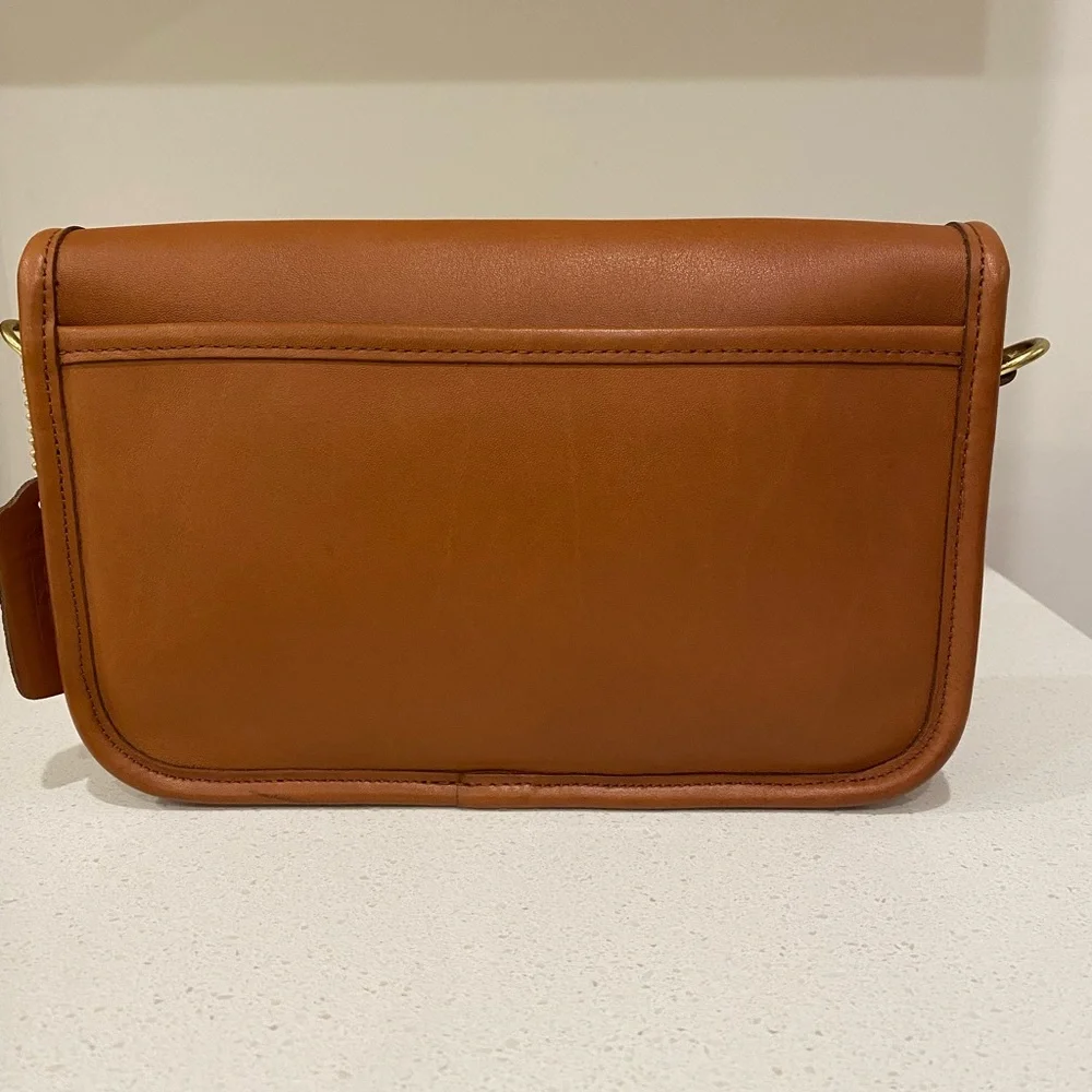 Vintage Coach Penny Pocket 9755 Purse British Tan - Picture 3 of 12